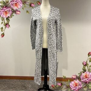 Ruby Moon leopard print long sleeve open cardigan size medium